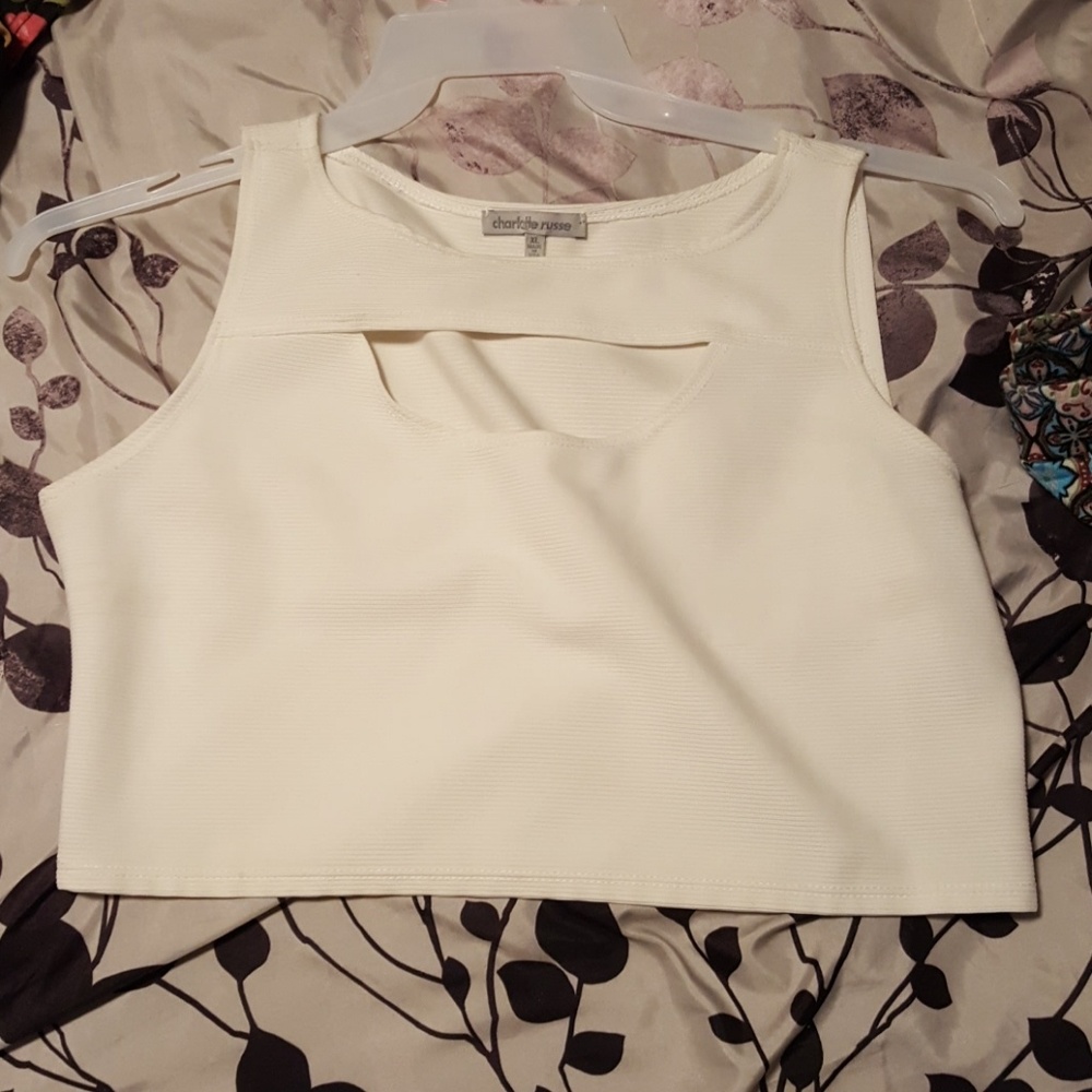 Crop top